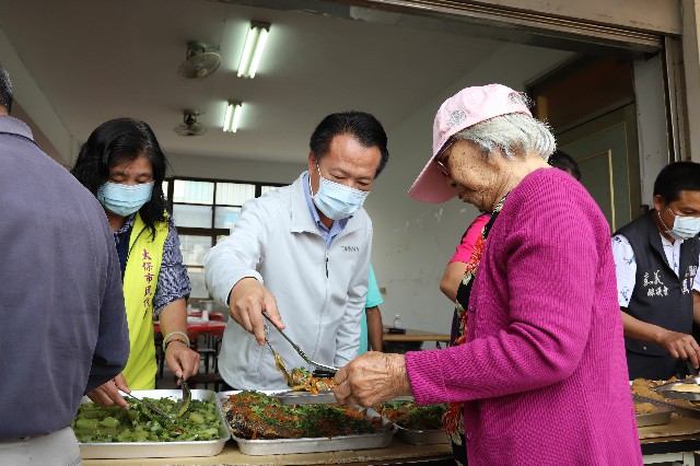 作伙吃 有厝味！嘉義縣第73個老人食堂 太保埤鄉今揭牌